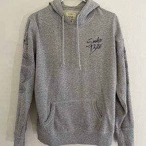 🔥GENTLY USED 🔥 Cotton On Snakebite Hoodie